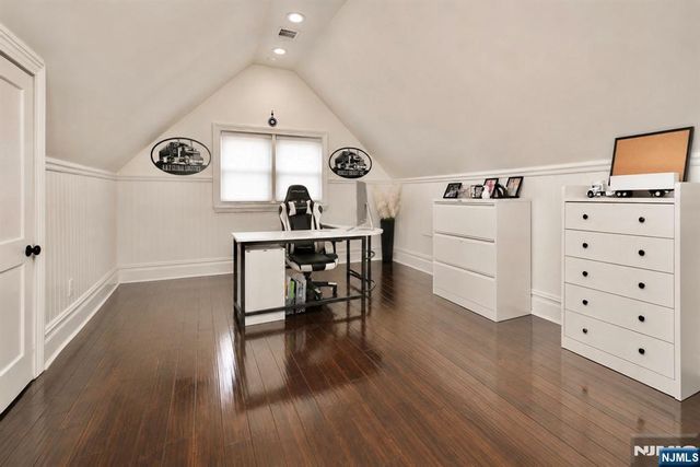 11 Insley Avenue, Rutherford, NJ 07070