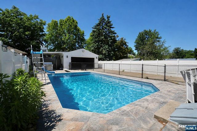 11 Insley Avenue, Rutherford, NJ 07070