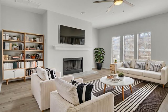 5310 Keller Springs Road 135, Dallas, TX 75248