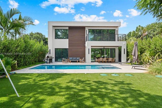 2410 NE 184st, North Miami Beach, FL 33160