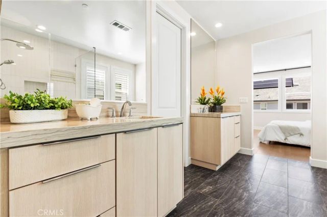 200 Longden, Lake Forest, CA 92630