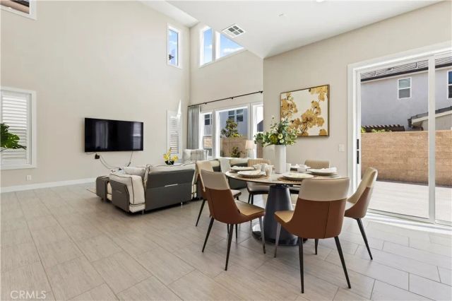 200 Longden, Lake Forest, CA 92630