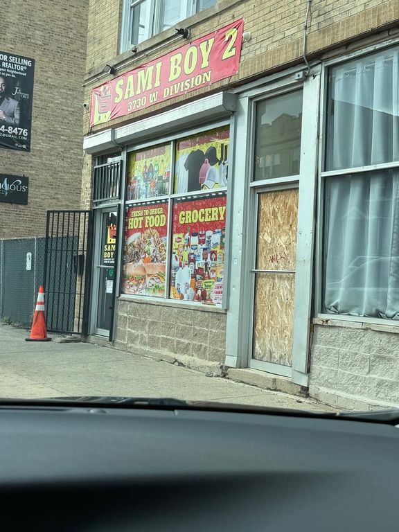 3728 W Division Street 2W, Chicago, IL 60651