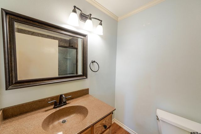 102 King Henry, Scroggins, TX 75480