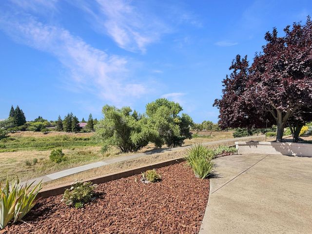 1240 Secret Lake Loop, Lincoln, CA 95648