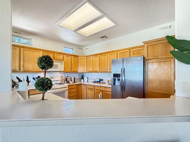 1240 Secret Lake Loop, Lincoln, CA 95648