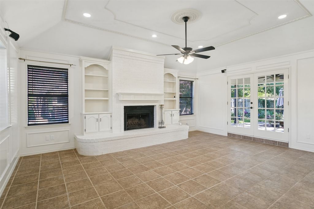 2449 Stonegate Drive N, Bedford, TX 76021 — photo 5