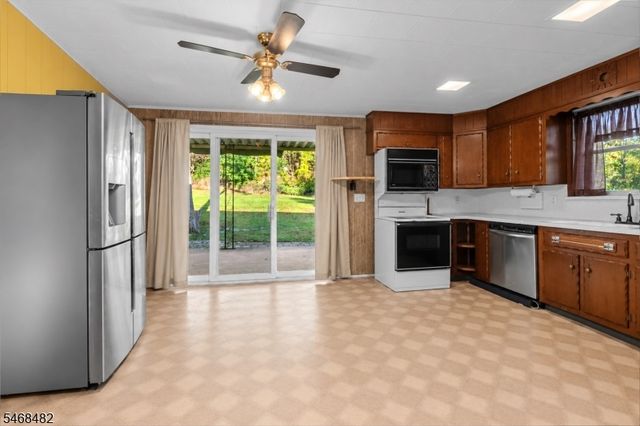 3695 State Rt 94, Hardyston Twp., NJ 07419