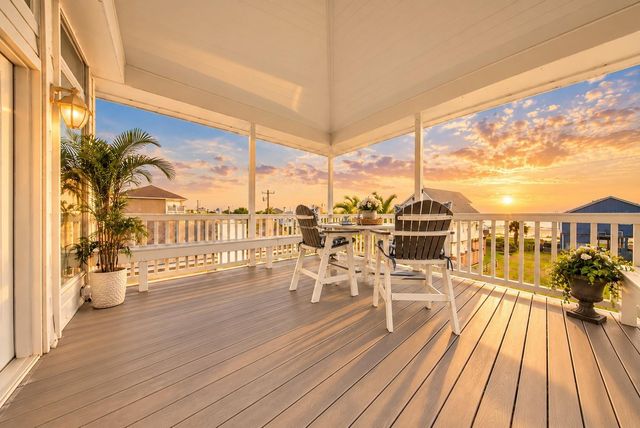 13026 John Reynolds Road, Galveston, TX 77554