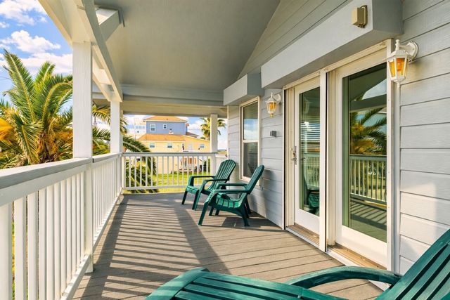13026 John Reynolds Road, Galveston, TX 77554