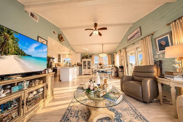 13026 John Reynolds Road, Galveston, TX 77554