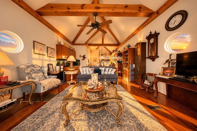 13026 John Reynolds Road, Galveston, TX 77554