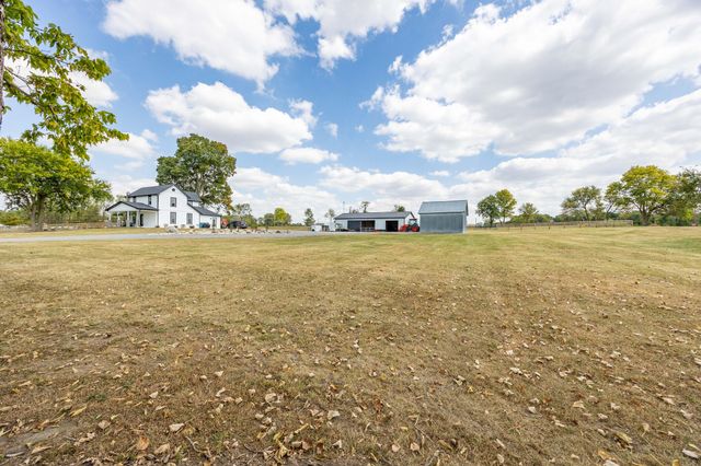 1141 Township Road 216 1141 Township Road 216, Bellefontaine, OH 43311