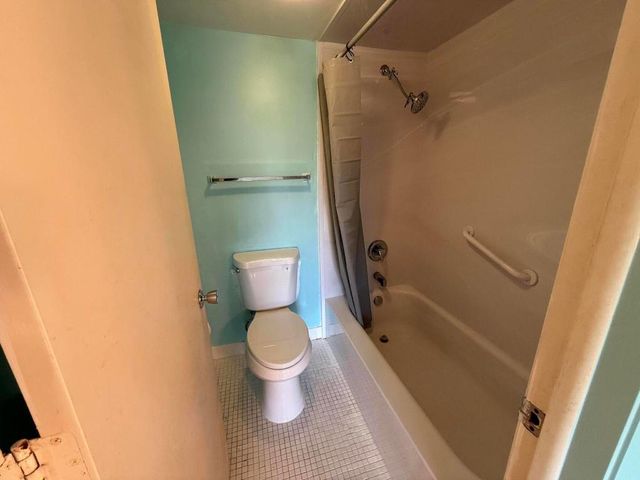 1100 NW 87th Avenue 405, Coral Springs, FL 33071