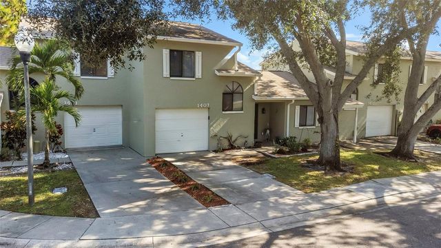 1407 ADAMS CIRCLE W, Largo, FL 33771