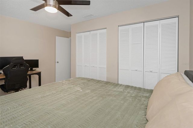 1407 ADAMS CIRCLE W, Largo, FL 33771