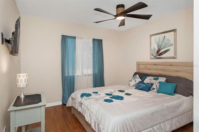 1407 ADAMS CIRCLE W, Largo, FL 33771