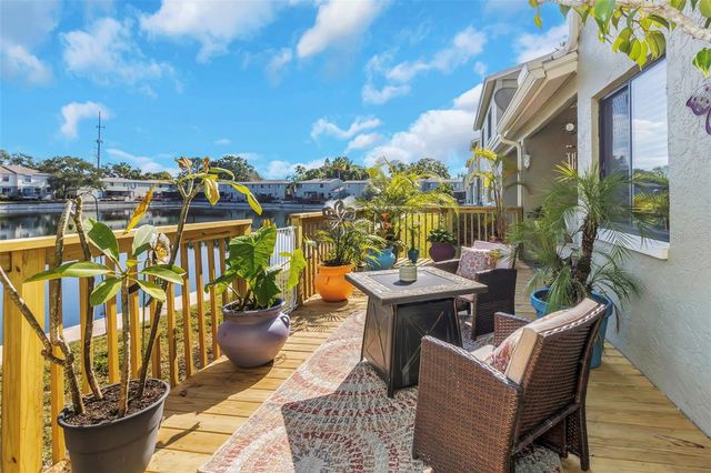 1407 ADAMS CIRCLE W, Largo, FL 33771