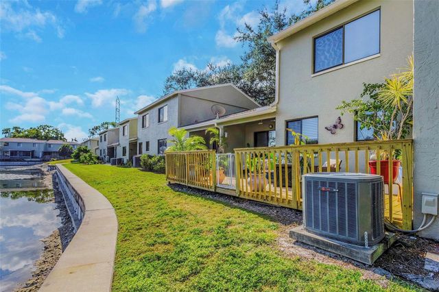 1407 ADAMS CIRCLE W, Largo, FL 33771