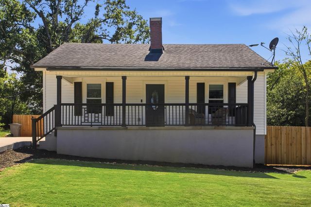 35 W 5th Street, Greenville, SC 29611
