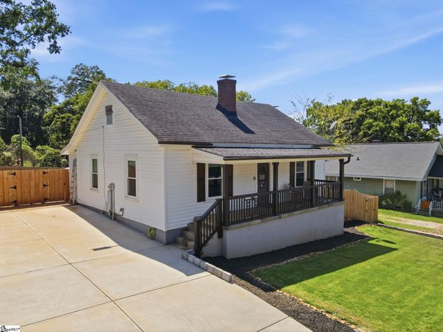 35 W 5th Street, Greenville, SC 29611