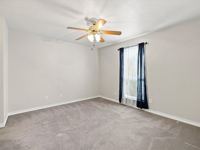 2807 S Lipsey Street, Decatur, TX 76234