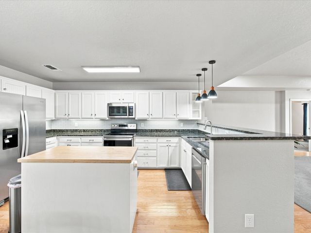 2807 S Lipsey Street, Decatur, TX 76234