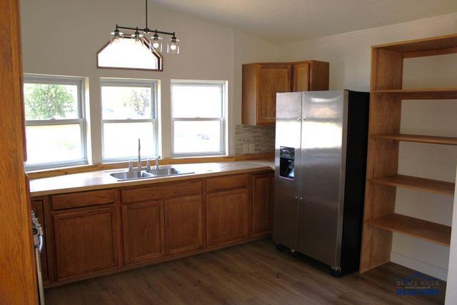 840 N SPRUCE, Rapid City, SD 57701