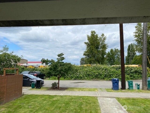 547 S Sullivan Street, Seattle, WA 98108