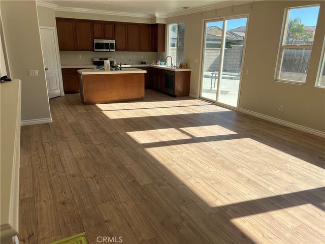2722 Azalea Avenue, San Jacinto, CA 92582