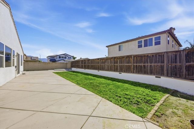 2722 Azalea Avenue, San Jacinto, CA 92582