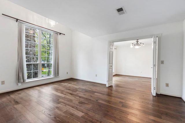 59 Fire Flicker Place, The Woodlands, TX 77381