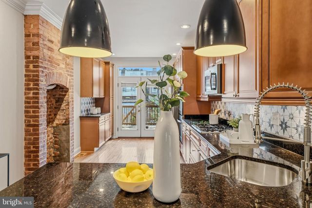 2417 SAINT PAUL ST, Baltimore, MD 21218