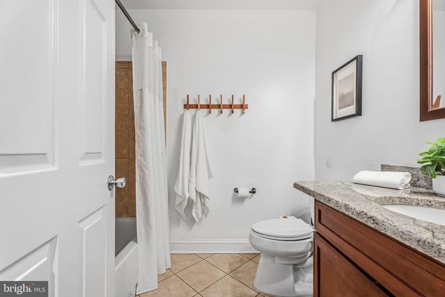 2417 SAINT PAUL ST, Baltimore, MD 21218