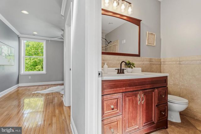 2417 SAINT PAUL ST, Baltimore, MD 21218