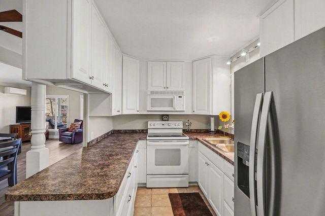 7788 W Royal Road, Morton Twp, MI 49346