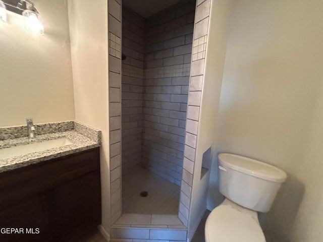 10905 Sagebrush Way A, El Paso, TX 79936