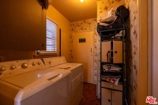 2420 W 101st Street, Inglewood, CA 90303
