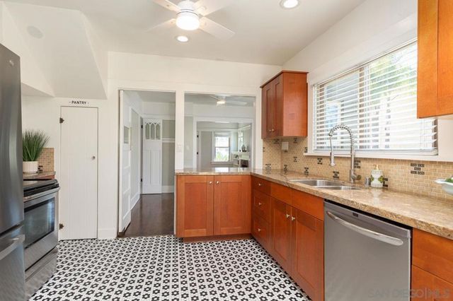 8318 20 Allison, La Mesa, CA 91942