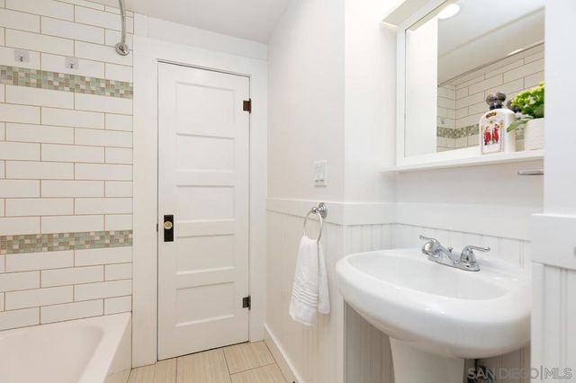 8318 20 Allison, La Mesa, CA 91942