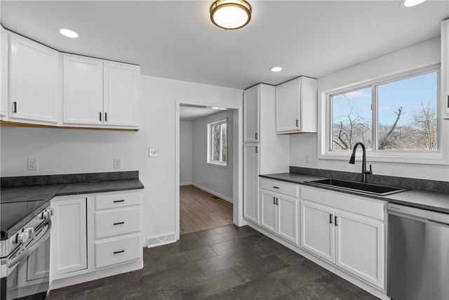 269 Derbytown Rd, Derry Twp, PA 15650