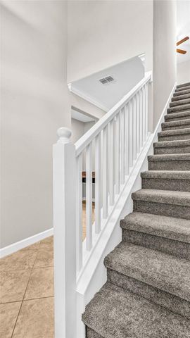 1695 LUDINGTON AVENUE, Wesley Chapel, FL 33543