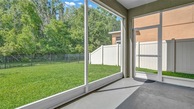 1695 LUDINGTON AVENUE, Wesley Chapel, FL 33543