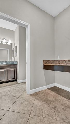 1695 LUDINGTON AVENUE, Wesley Chapel, FL 33543