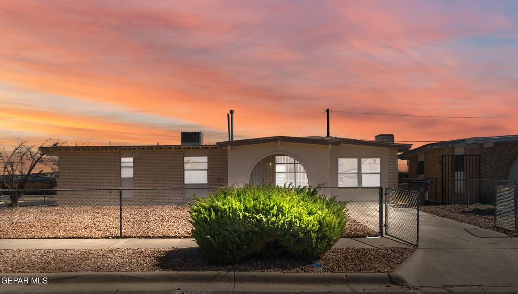 10466 TRIUMPH Drive, El Paso, TX 79924