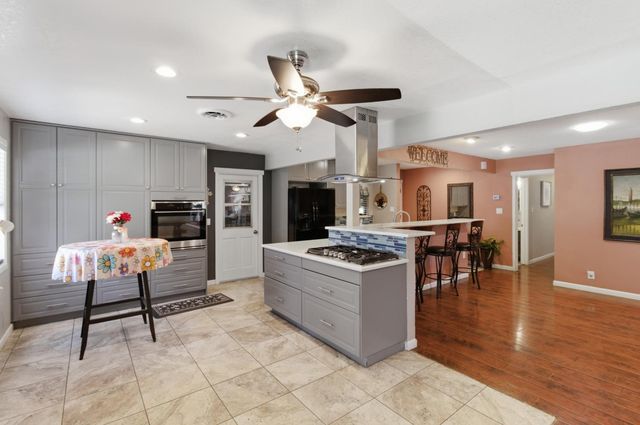 2212 Alegre Ct, Rancho Cordova, CA 95670