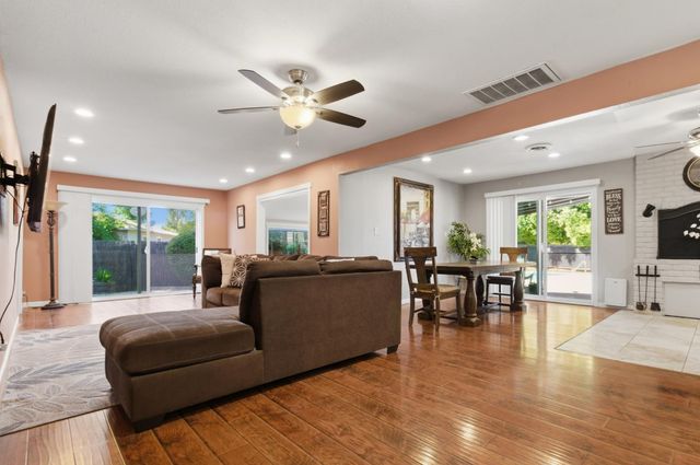 2212 Alegre Ct, Rancho Cordova, CA 95670