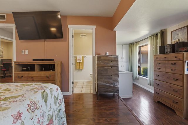 2212 Alegre Ct, Rancho Cordova, CA 95670