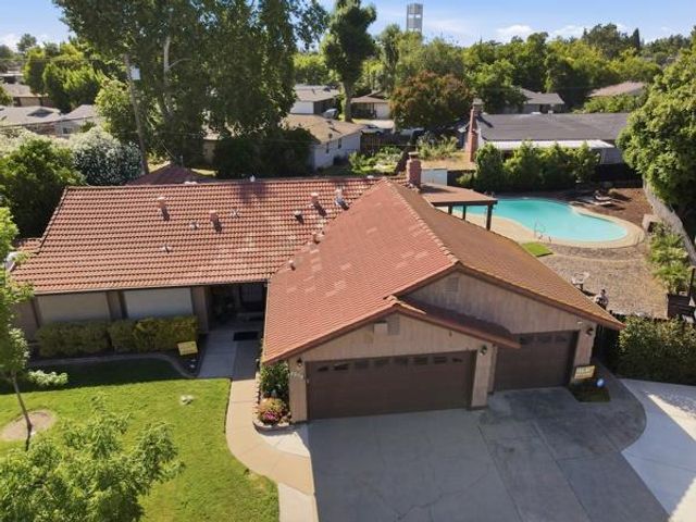 2212 Alegre Ct, Rancho Cordova, CA 95670