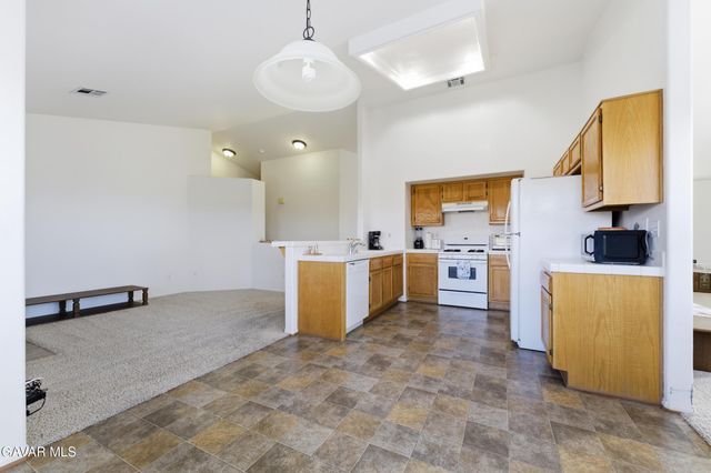 3525 Gold Stone Lane, Rosamond, CA 93560